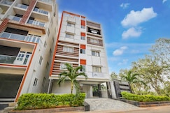 Super Townhouse Financial District Gachibowli Formerly Srinika Inn
