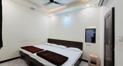 Shree Gajanand Palace Room Type - Family room