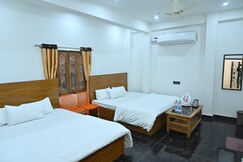 Homestay Near Ganga Ghat & Kashi Vishwanath
