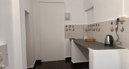 BunkNBrew Room Type - Deluxe Double Bed AC Private Room Ensuite