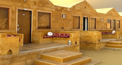 Khamma Ghani Resort Room Type - Family Comfort Tent (Two Double Bed) Khamma Ghani Resort Room Type - Family Comfort Tent (Two Double Bed)