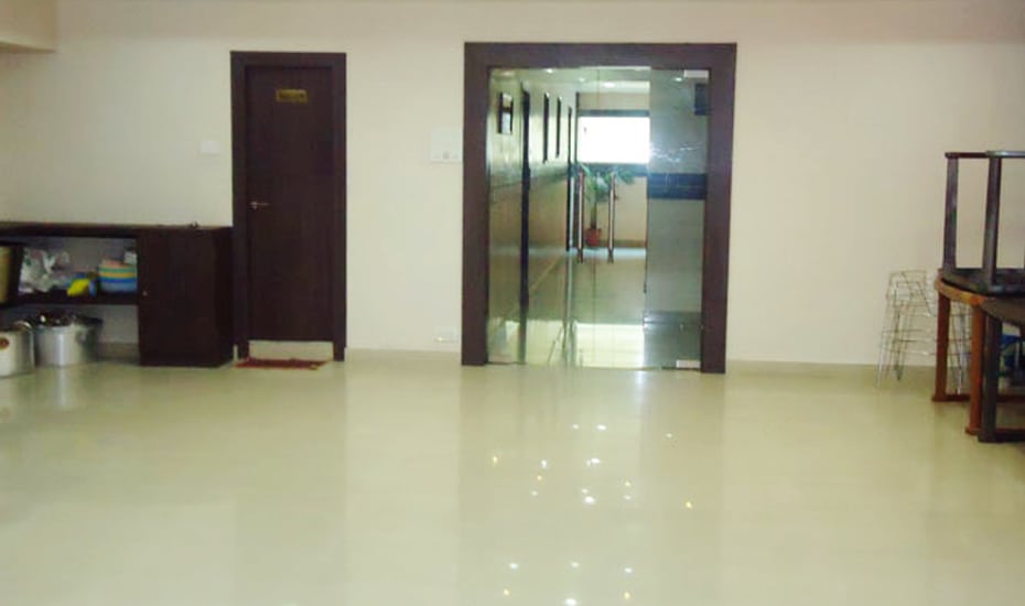 Hotel Samrat - Tap to explore photos