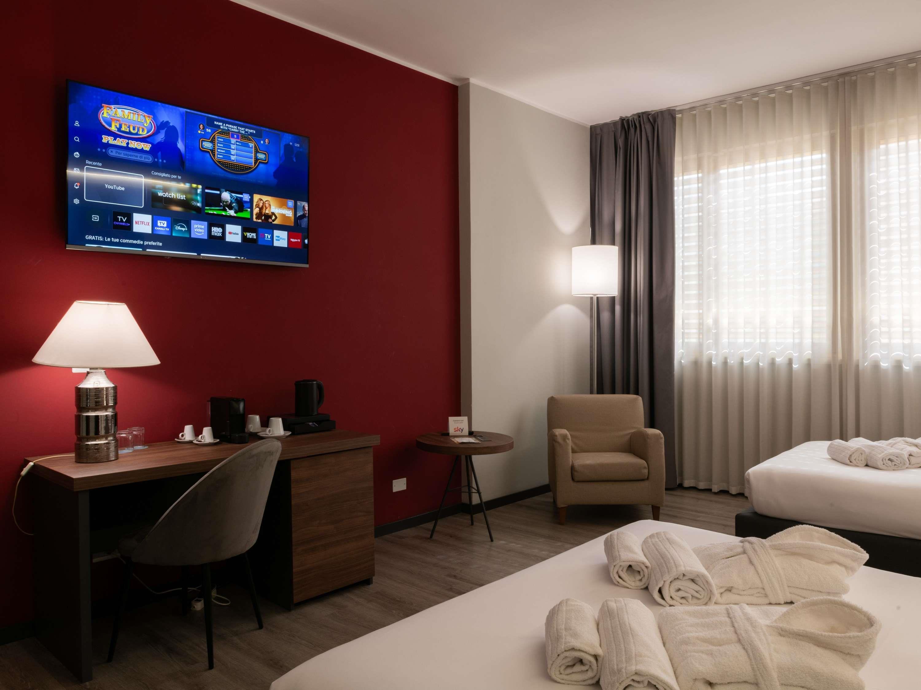 Mercure Hotel President Lecce - Tap to explore photos