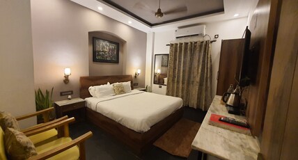 Meeram Ganga, A Heritage Stay by the Ganges Room Type - Standard Room (Non-Ganga View)