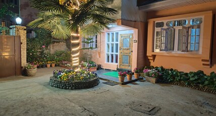 Gauri Guest House-Near Dal Lake Srinagar Room Type - Bedroom 1
