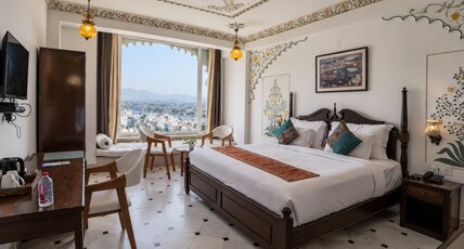 Darbar Garh - A Lakeview Haveli by HST Hotels Room Type - Deluxe Room with Lake View Darbar Garh - A Lakeview Haveli by HST Hotels Room Type - Deluxe Room with Lake View