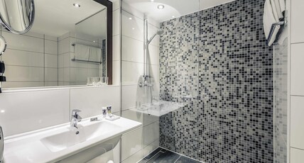 MERCURE AACHEN EUROPAPLATZ Room Type - Standard Room with double bed