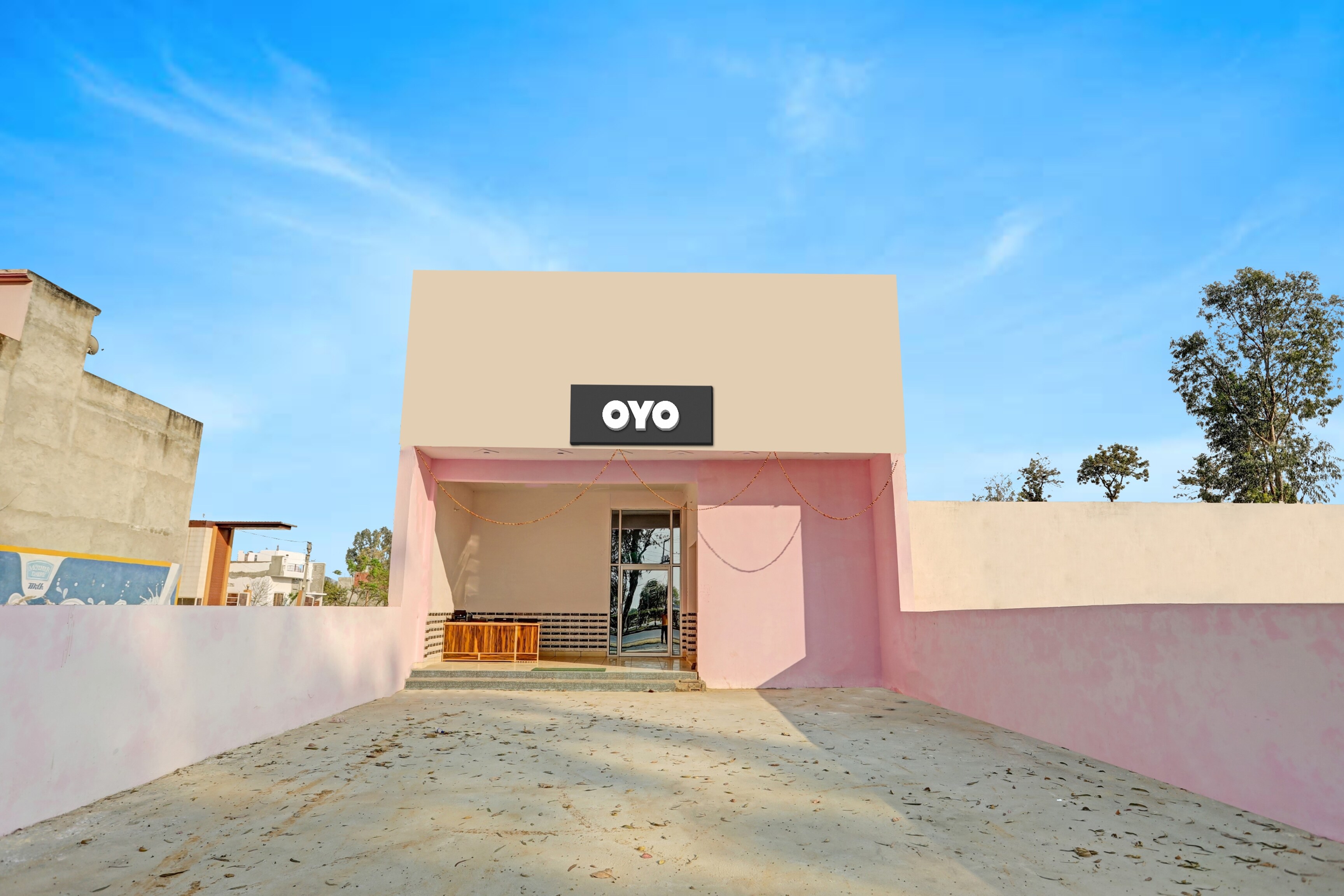 Hotel O Hardik - Tap to explore photos