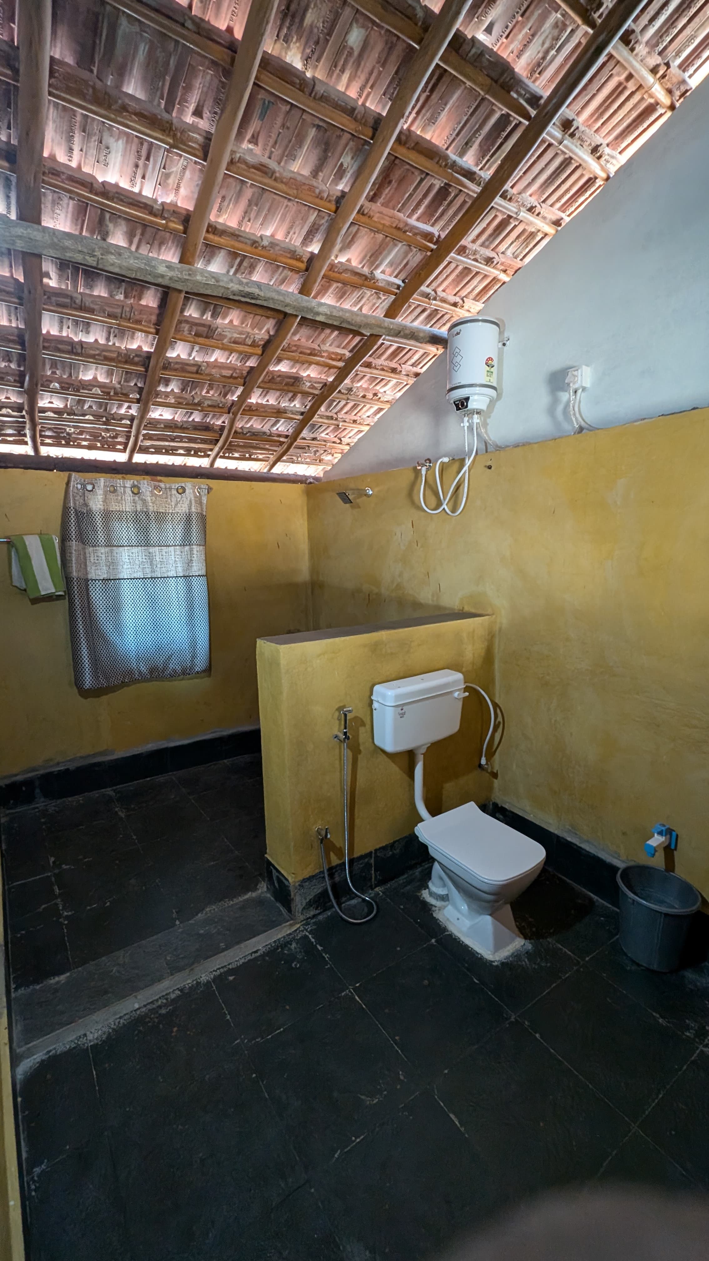 Shree Namami Home stay - Tap to explore photos