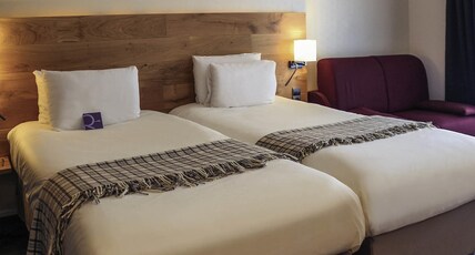 H Room Type - Standard Room with twin beds, sofa and balcony