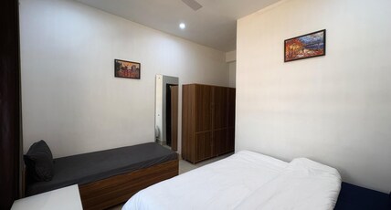 The Pine Haven Room Type - Deluxe 3 Bedded room - Non AC