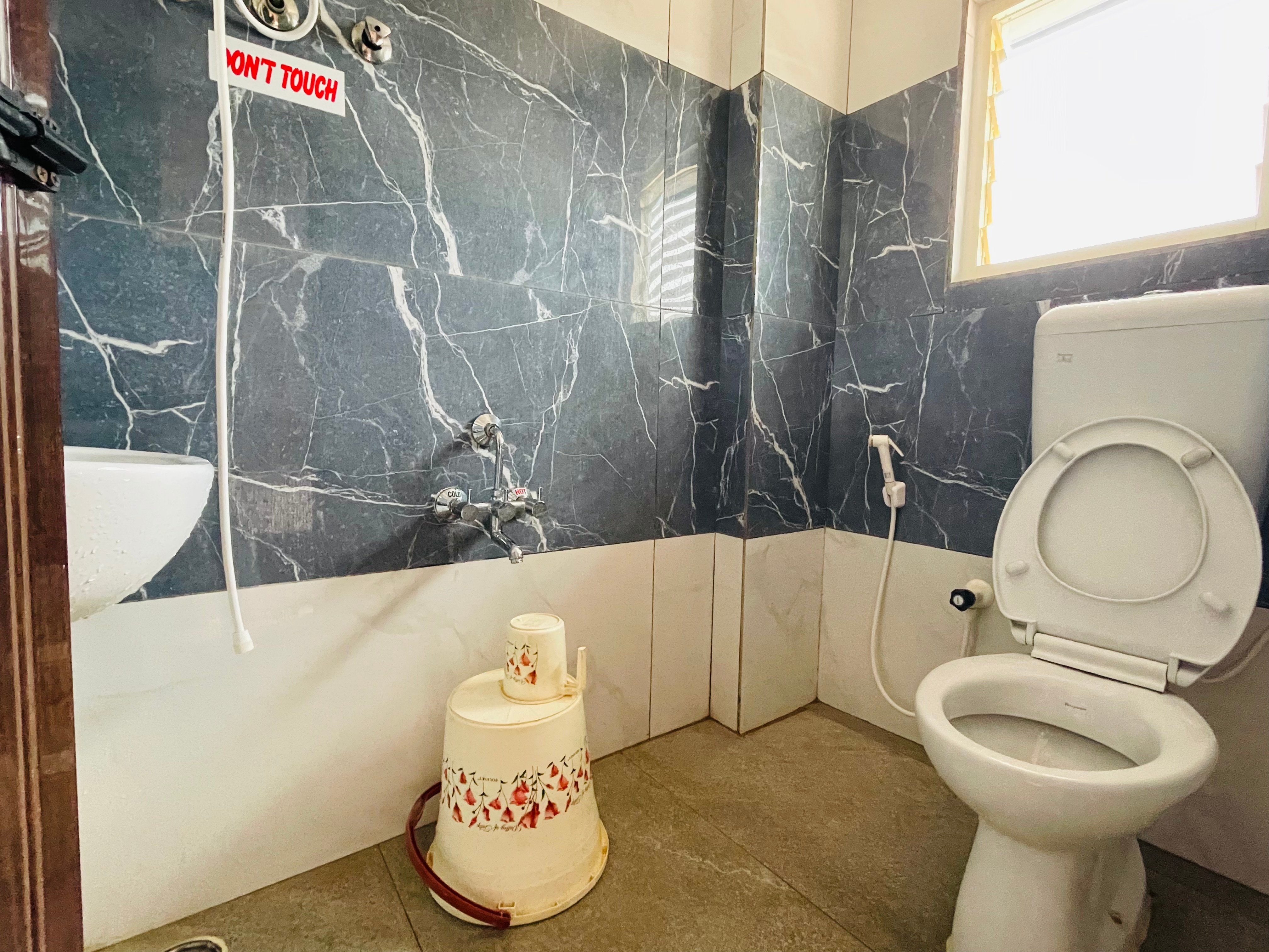 Parvathi Comforts Inn - Tap to explore photos