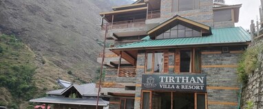 Tirthan Villa And Resorts - Facing Toward River and Mountains