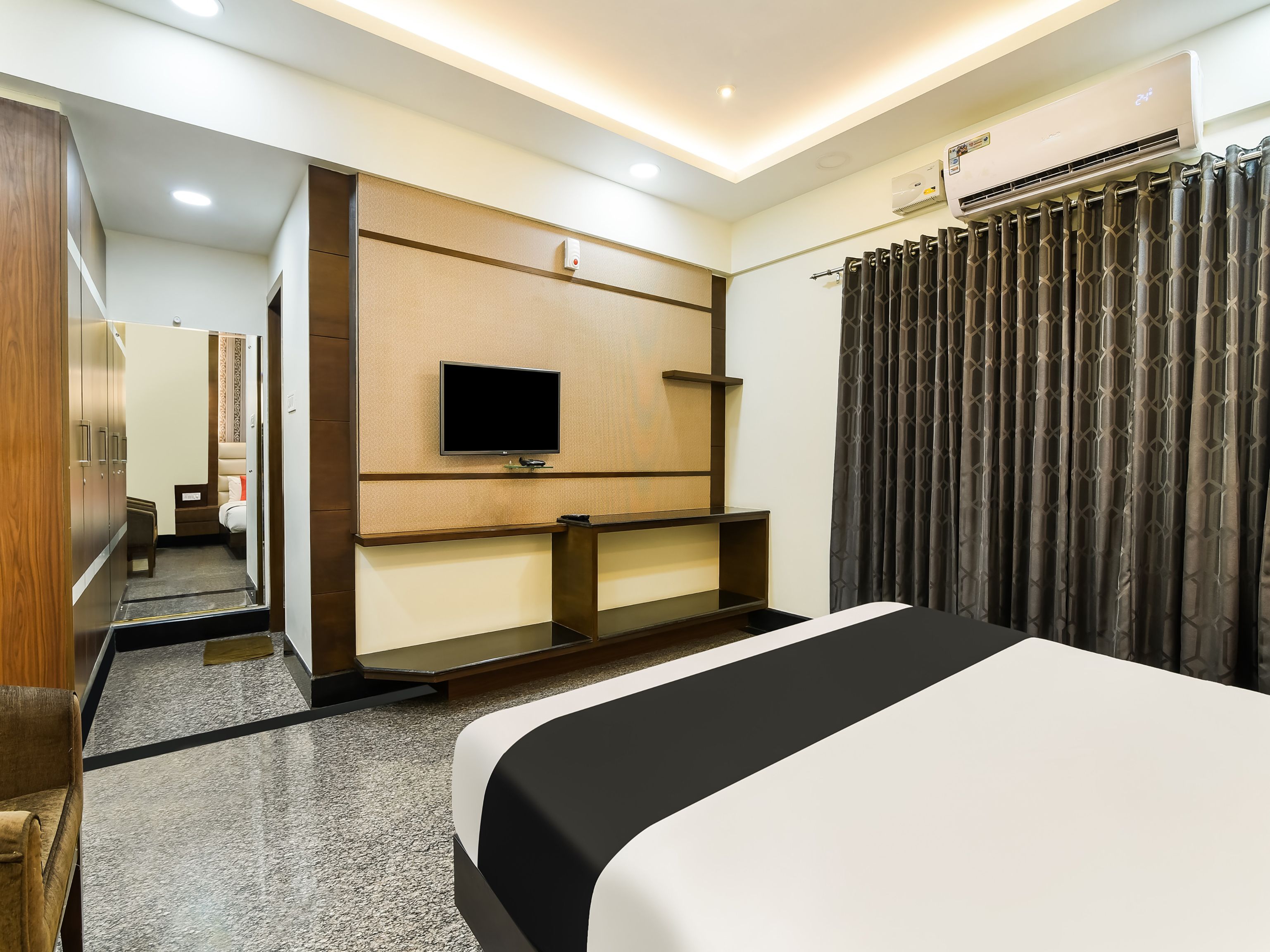 Prestige Stay Inn - Tap to explore photos