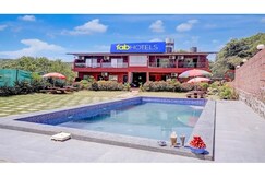 Crystal Resort Rooms by 29Bungalow