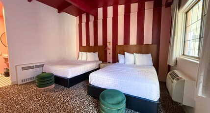 Best Western University Inn Room Type - 2 Double Beds, Non-Smoking, Exterior Access, Wi-Fi