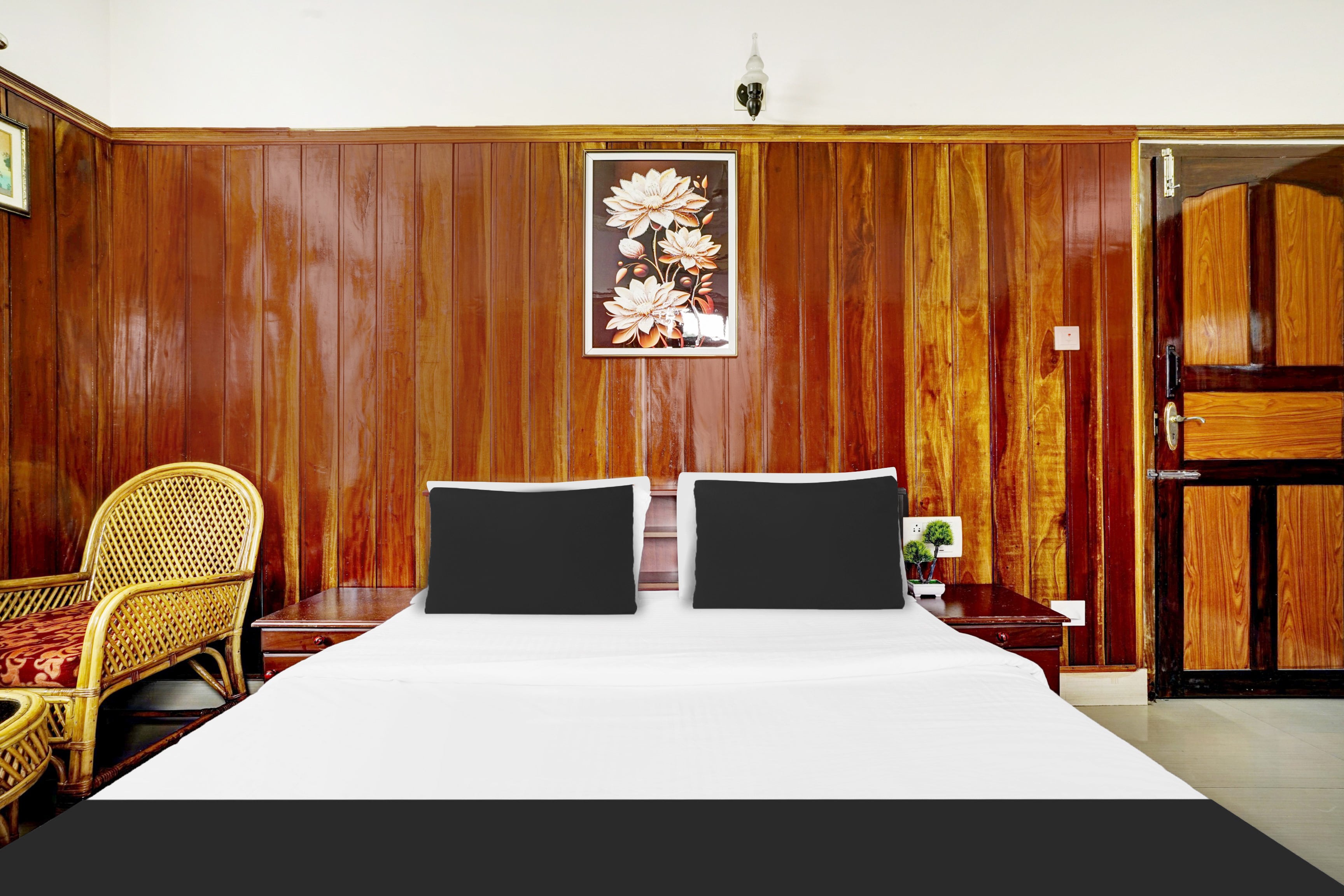 Hotel O HOTEL BOLGATTY REGENT - Tap to explore photos