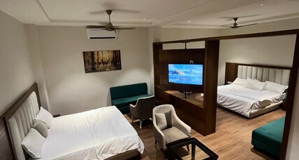 SURAJ INN HOTEL Room Type - SUITE ROOM