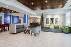 Holiday Inn Express & Suites Kelowna - East
