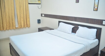 Hotel Jora Palace Room Type - Deluxe Double Room