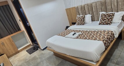 Hotel M Grand Room Type - Deluxe Room