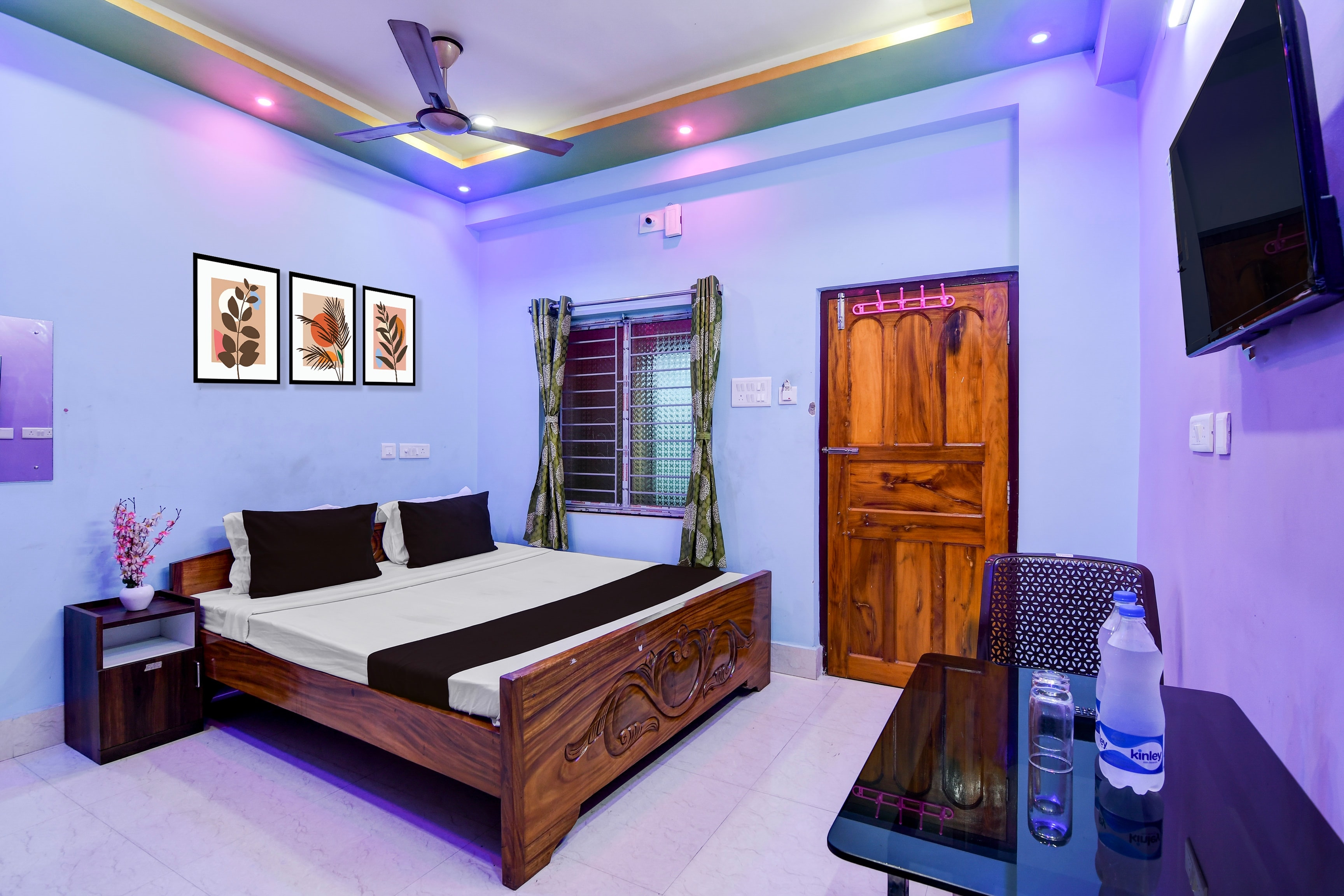 Hotel O Subharaj palace 2 - Tap to explore photos