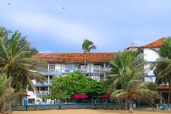 Topaz Beach Hotel