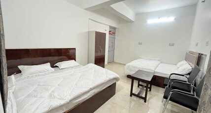 Avadh homestay Room Type - Super Deluxe Family (suite) room