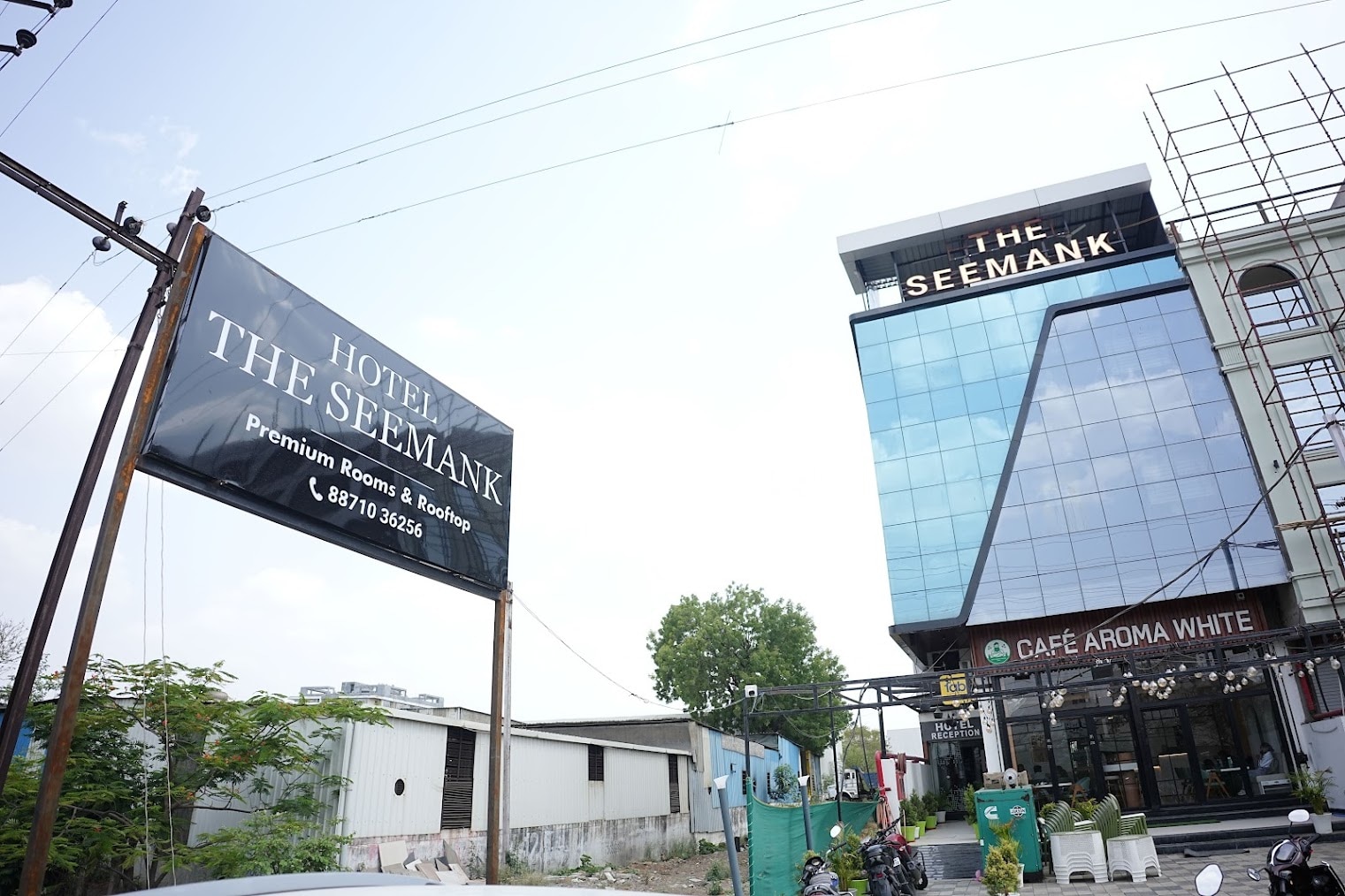 Hotel The Seemank - Tap to explore photos