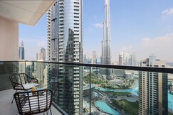 ELIVAAS Curated 3BR 1 with Burj and Fountain Views