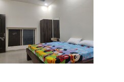 SR RESORT SHAMGARH