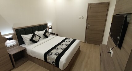 Hotel Beverly Palace Room Type - Deluxe AC Room