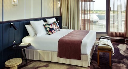 Mercure Lyon Genas Eurexpo Room Type - Suite with 1 double bed, sofa bed and balcony