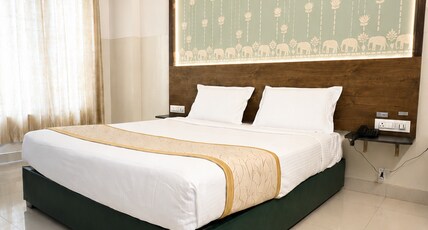 Hotel Park Raama Room Type - Standard AC Room