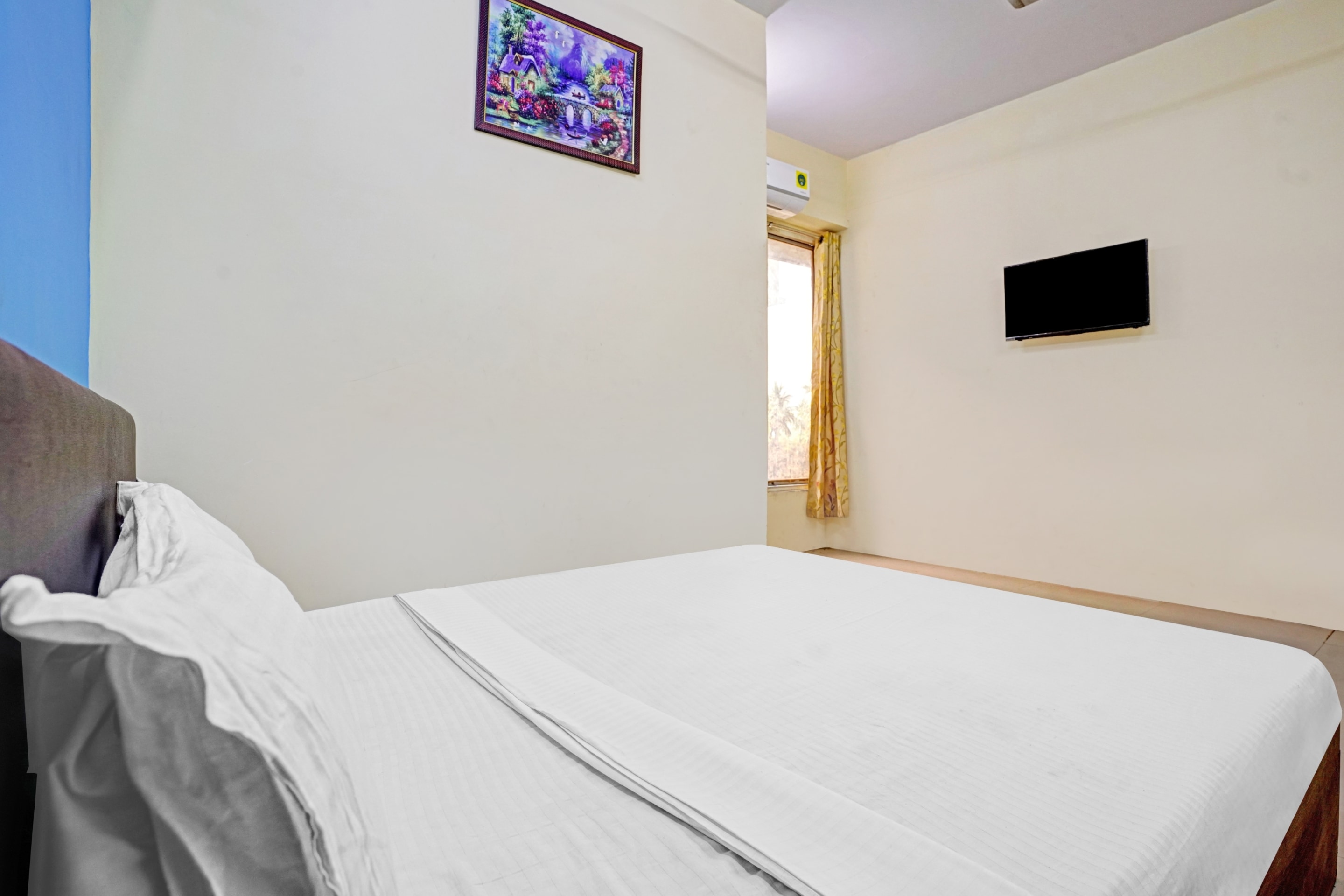 Hotel O Nova Rooms - Tap to explore photos