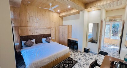 Samarth kasauli Hills | 2Km From Mall Road Room Type - Super Deluxe Room