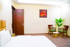 Address of Luxotica Greens 6 BHK Luxury Villa in Chattarpur