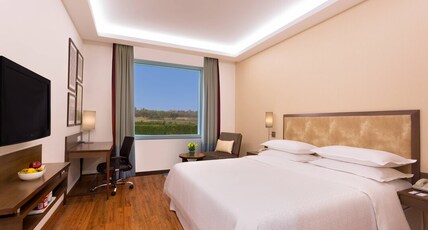 Four Points by Sheraton New Delhi Airport Room Type - Comfort Room King