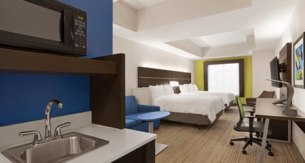 Holiday Inn Express Hotel & Suites Durant Room Type - 2  Queen Beds Comm Access Roll Shwr