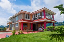 Green Villa Premium by Lexstays