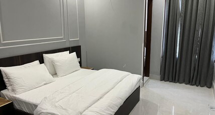 The Abri Farmstay Room Type - Deluxe Room King Bed The Abri Farmstay Room Type - Deluxe Room King Bed
