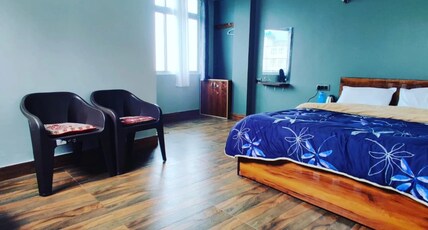 Pitstop Homestay Room Type - Superior Queen Room