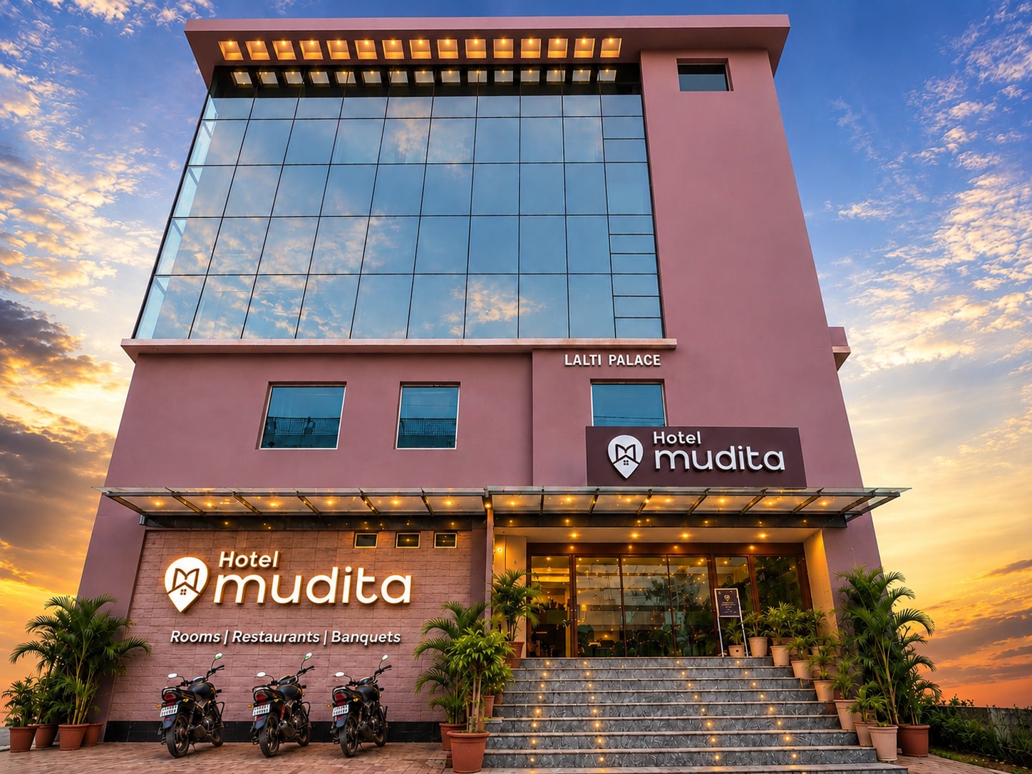 Hotel Mudita - Tap to explore photos