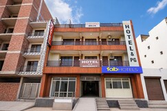 FabHotel AV Residency