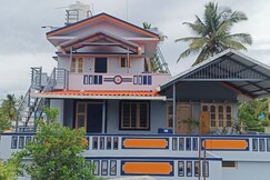 V Square Homestay.