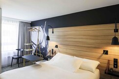 ibis Styles Laval Centre Gare