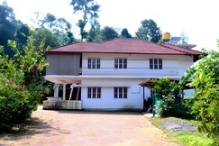 Amberleaf Estate 4BHK Homestay In Coorg by HomeyHuts