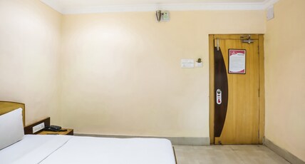 HOTEL SARITA RESORT Room Type - SUPER DELUXE NON AC ROOM