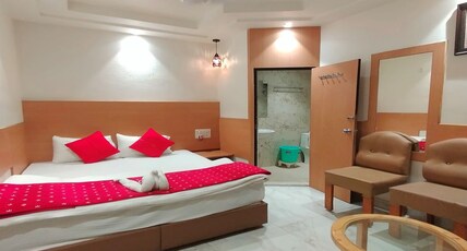 HOTEL HARSH REGENCY Room Type - Deluxe AC Room