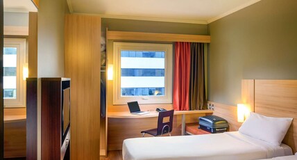 ibis Santiago Manquehue Norte Room Type - Standard Room - twin beds